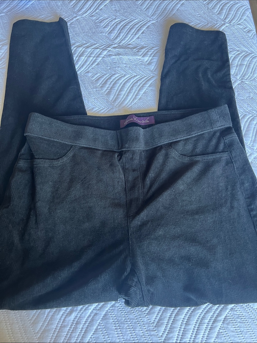 Gloria Vanderbilt Black Corduroy Slim Leggings Size Large
